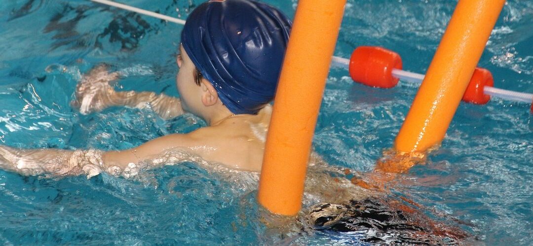 Les apprentis nageurs en immersion aux Aquatides de Loudéac